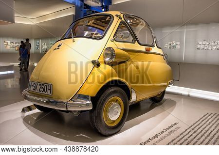 A Bmw Isetta Legendary Car, 1955 In Bmw Museum: Munich, Germany - September 14, 2018