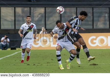 Rio, Brazil - November 07, 2021: Leandro Castan Player In Match Between Vasco 0 Vs 4 Botafogo By 34t