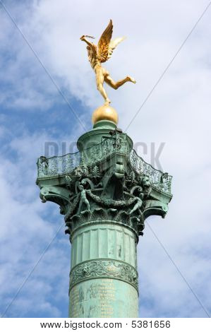 Paris Monument
