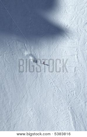 Kvinde Snowboarder i ekstreme Freeride finaler