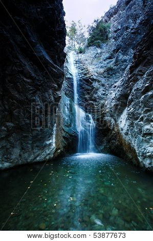 Millomeri Waterfalls