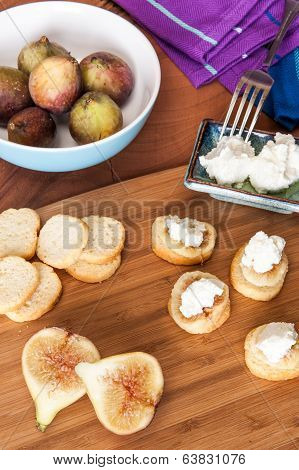 Goats Cheese With Figs