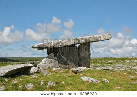 Dolmen di Poulnabrone Portal