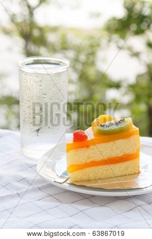 Orange Cake And Slice Kiwi Fruit