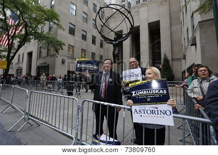 Independent candidate campaigning