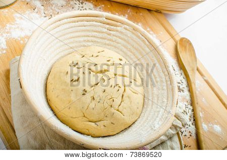 Making Bread Home In A Basket - Scuttle