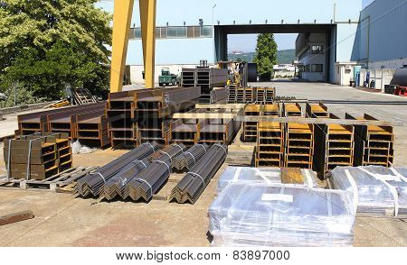 Plates and metal profiles stocked in a factory