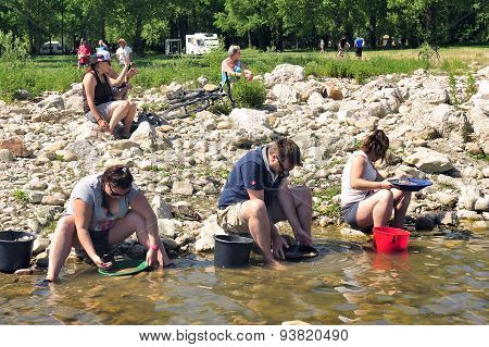 Gold Prospectors Of All Ages On The Banks Of The Gardon River