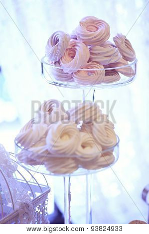 Marshmallows On Cake Stand