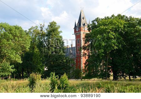 Palace in Poland (P?awniowice)