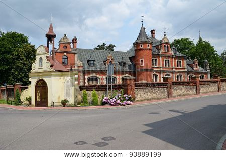 Palace in Poland (P?awniowice)