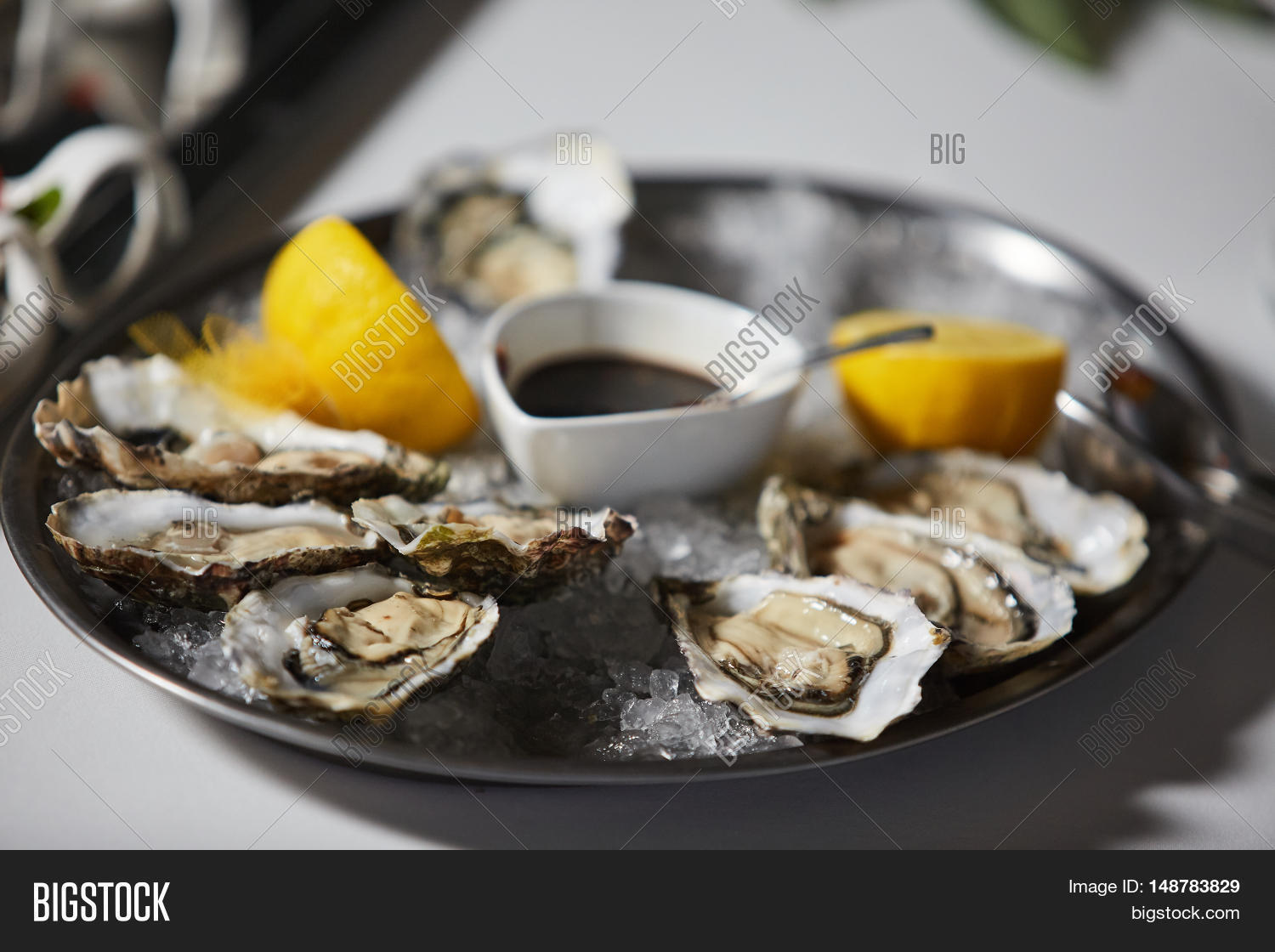 Fresh Oysters Platter Image & Photo (Free Trial) | Bigstock