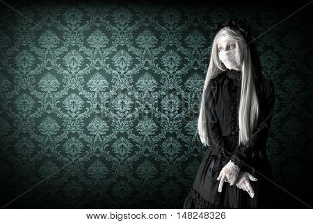 Widow