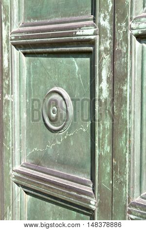 Busto  Door Curch  Closed Wood   Lombardy