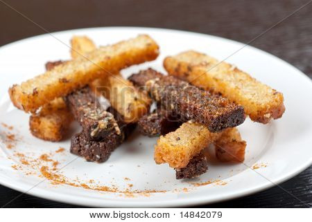 Rusk mit Knoblauch