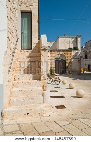 Alleyway. Sammichele di Bari. Puglia. Southern Italy.