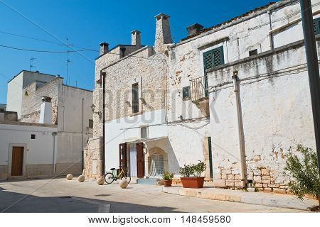 Alleyway. Sammichele di Bari. Puglia. Southern Italy.