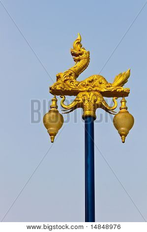 Thai stílusban könnyű pillér lámpa