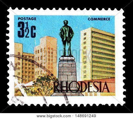 RHODESIA - CIRCA 1970 : Cancelled postage stamp printed by Rhodesia, that shows Cecil Rhodes statue.