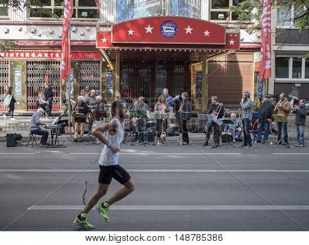 BERLIN GERMANY - SEPTEMBER 25 2016: Musicians In Front Of Berlin Wintergarten At Berlin Marathon 2016