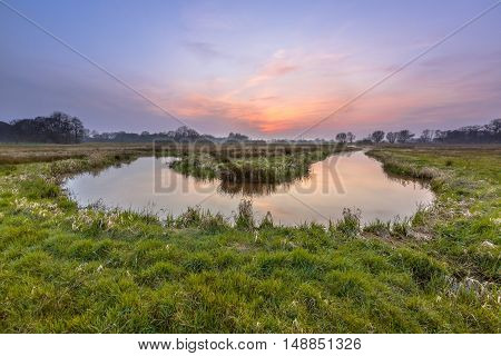 Meandering Regge Sunset