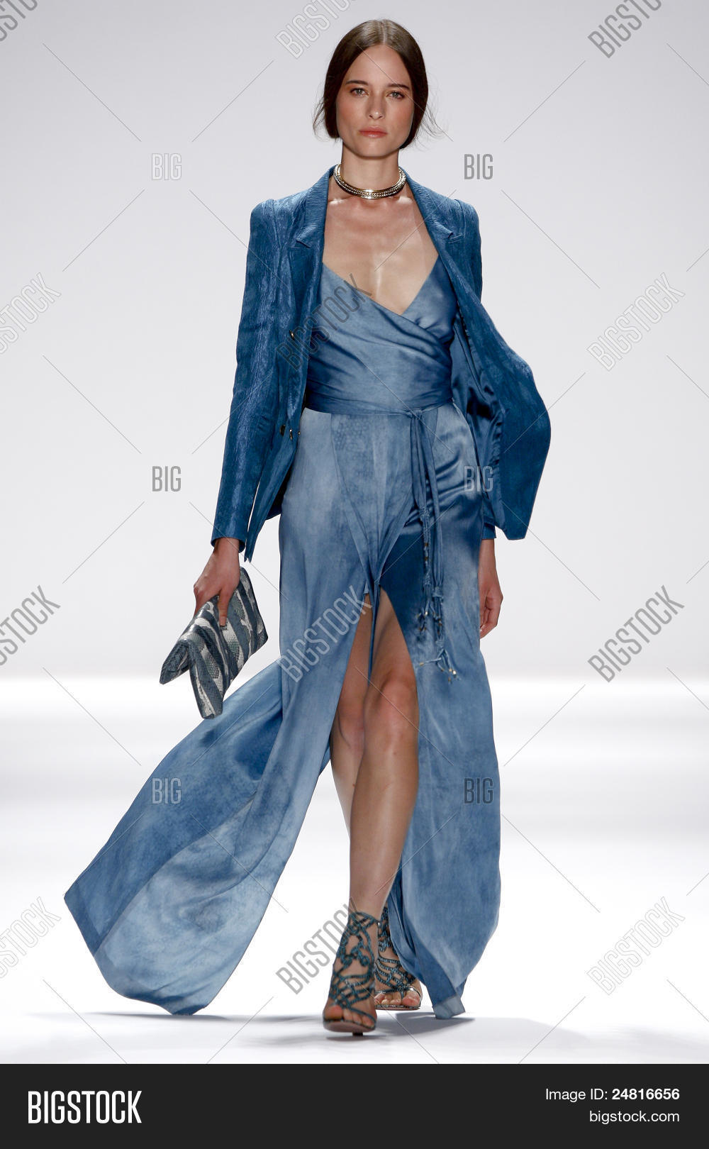 Elie Tahari - Runway Image & Photo (Free Trial) | Bigstock