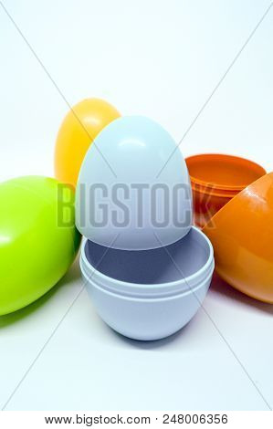 Egg Toys Made With  Plastic And Open Inside You Can Put Some Mini Toy To Surprise.