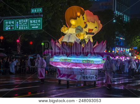 Seoul - May 10 : Participants In A Parade During Lotus Lantern Festival In Seoul , Korea On May 10 2