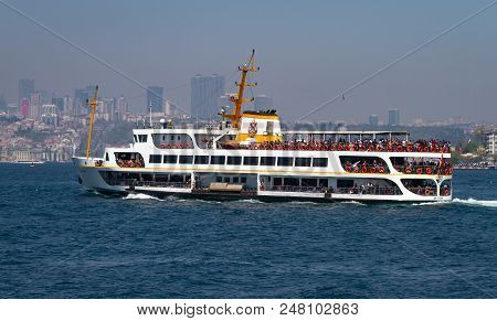 Istanbul, Turkey - April 22, 2018: Sehir Hatlari Ferry In Bosphorus Strait. Sehir Hatlari Was Establ