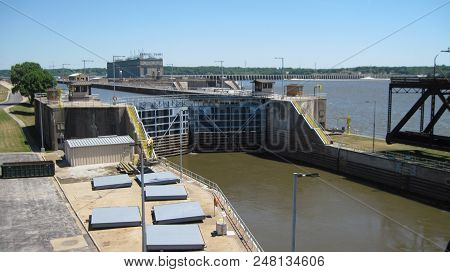 Place On The Mississippi River  For Ships To Pass.