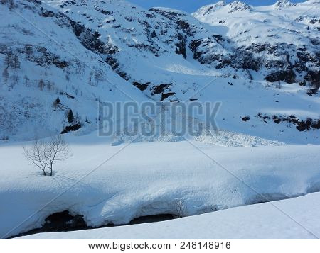 Beautiful Skitouring Day At Grossvenediger In Austria