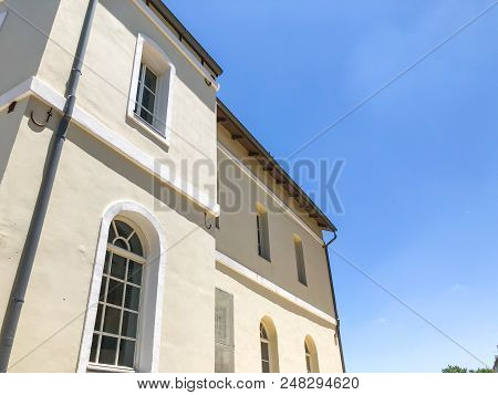 Rishon Le Zion, Israel -  June 18, 2018: The Building Of The Synagogue On Rothschild Street In The C