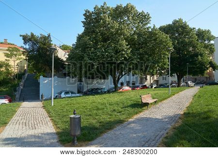 Belgrade, Serbia - May 03, 2018: Two Pedestrian Walkways In The Park Of Non-aligned Countries.