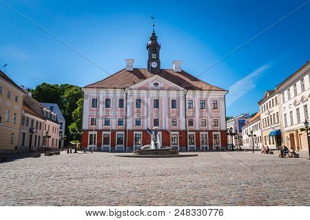Tartu, Estonia - May 2018: Tartu Town Hall Square In The Old Town Of Tartu, Estonia. Tartu Is A Popu