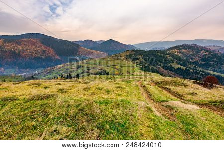 Mountainous Landscape Of Mizhhirya District. Lovely Countryside Scenery On A Hazy And Overcast Day. 