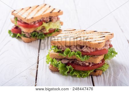 Club Sandwith With Tuna , Tomatoes And Lattuce