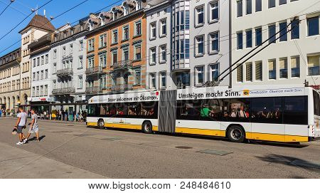 Schaffhausen, Switzerland - August 26, 2015: People And Buildings On Bahnhofstrasse Street In The Ci