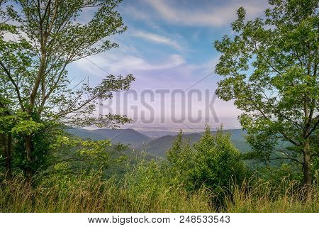 Shenandoah National Park Scenic Featuring Sky, Trees And Mountains