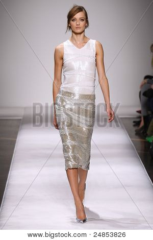 Gianfranco Ferre ฤดูใบไม้ร่วง/ฤดูหนาว 2011 คอลเลกชัน - มิลาน