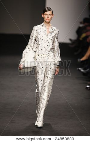 Brioni Outono/Inverno 2011 coleção - Milão