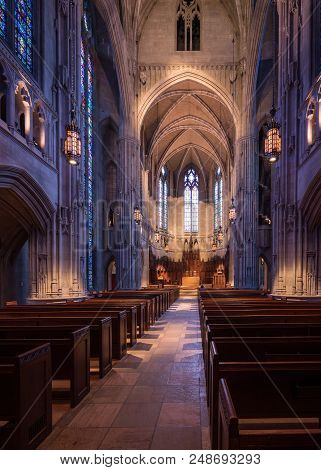 Pittsburgh, Pa - 5 July 2018: Aisle And Altar Inside Heinz Chapel At The University Of Pittsburgh Pa