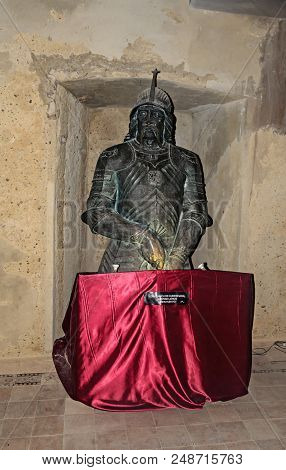 Hunedoara, Romania - August 5, 2017: Details From The Interior Room Of The Corvins Castle, Statue Of