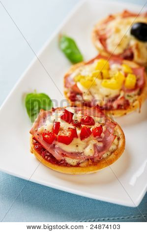 Pizzette (pieni pizzat, Italia)