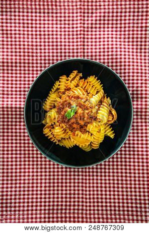 Radiatori pasta Bolognese on the table