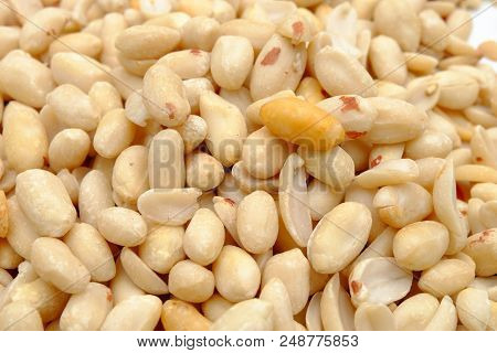 Close Up Of Peanuts,arachis Hypogaea L. Have Many Benefits But There Is Aflatoxin