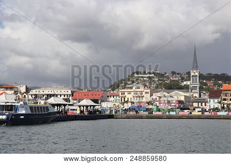 Fort-de-france, Martinique - 12/14/17 - Water Front Views Of The Town Of Fort De France On The Islan