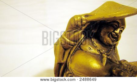 Kulta tanssi Buddha hattu