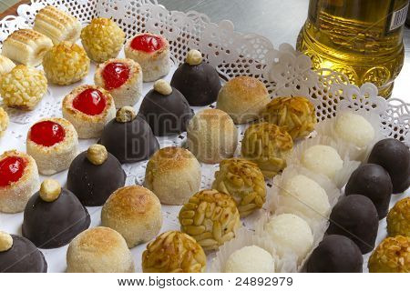 Panellets