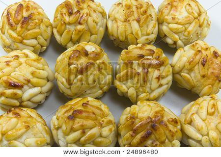 Panellets