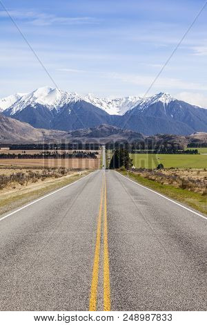 State Highway 73, The West Coast Road, Near Lake Grasmere In Canterbury, New Zealand.